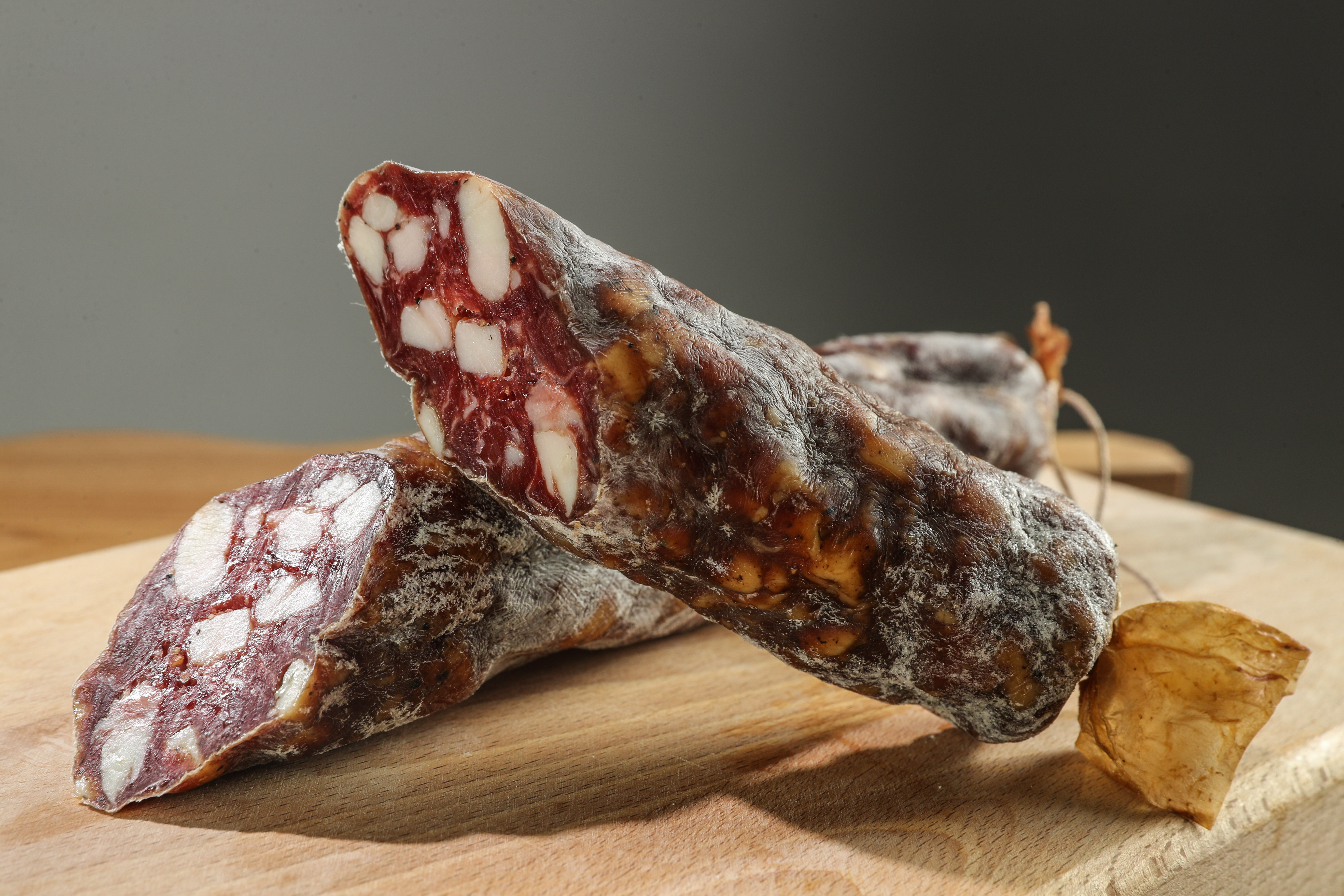 Domača suha salama-steak.si