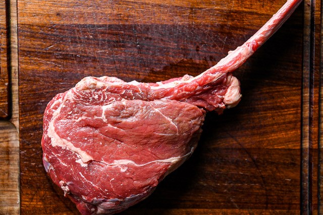 Tomahawk - FLANDERS BEEF TOMAHAWK-steak.si